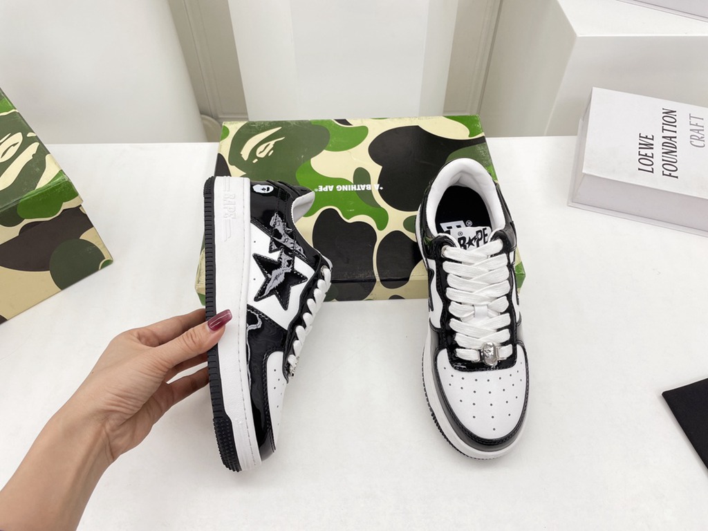 B*APE SNEAKERS